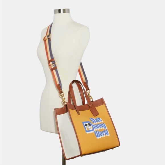 COACH Walt Disney World 50th Anniversary - Picture 4 of 8